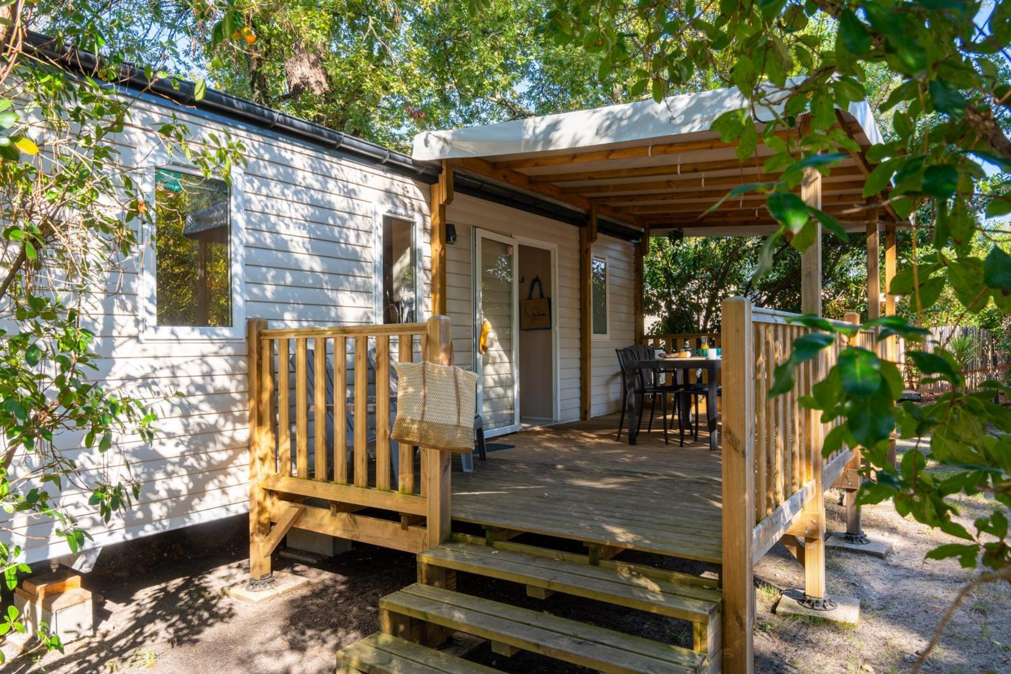 Camping Les Ourmes Hourtin Exterior photo